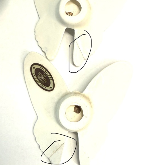 Gallery Wall Handpainted Butterfly Figurines White Porcelain Blue Floral Set - Picture 7 of 7